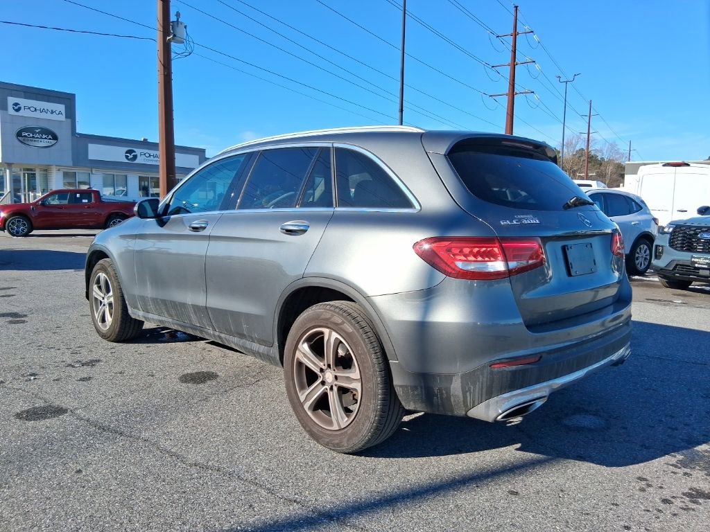 Used 2017 Mercedes-Benz GLC 300 4MATIC image 7