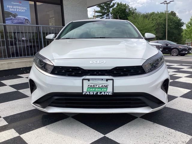 Used 2024 Kia Forte LXS FWD image 3