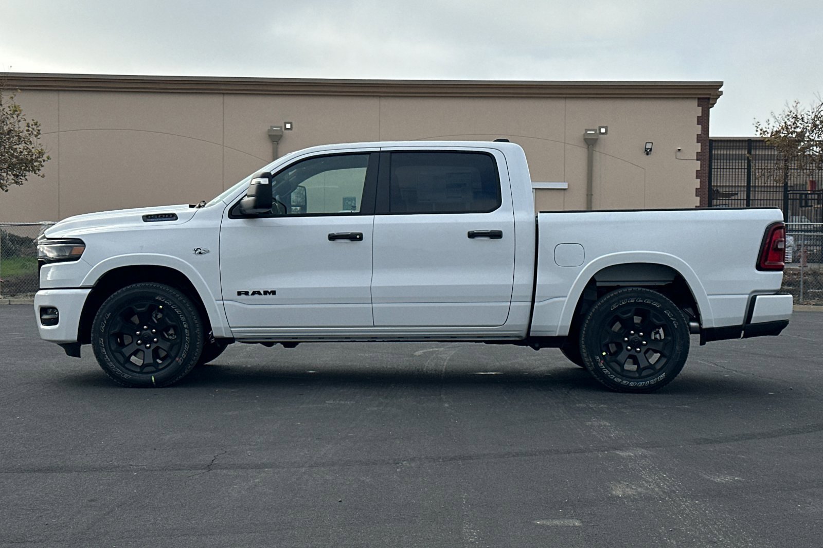 New 2026 RAM 1500 4x4 Crew Cab image 6