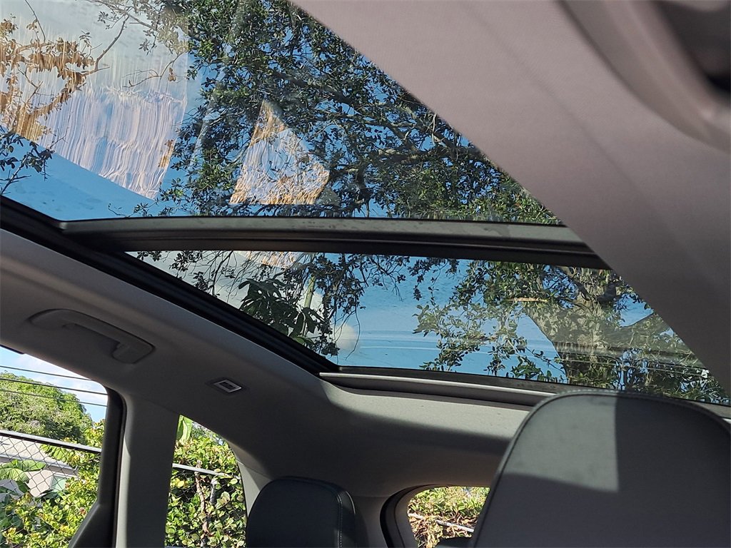 New 2025 Audi Q5 Premium Plus image 16