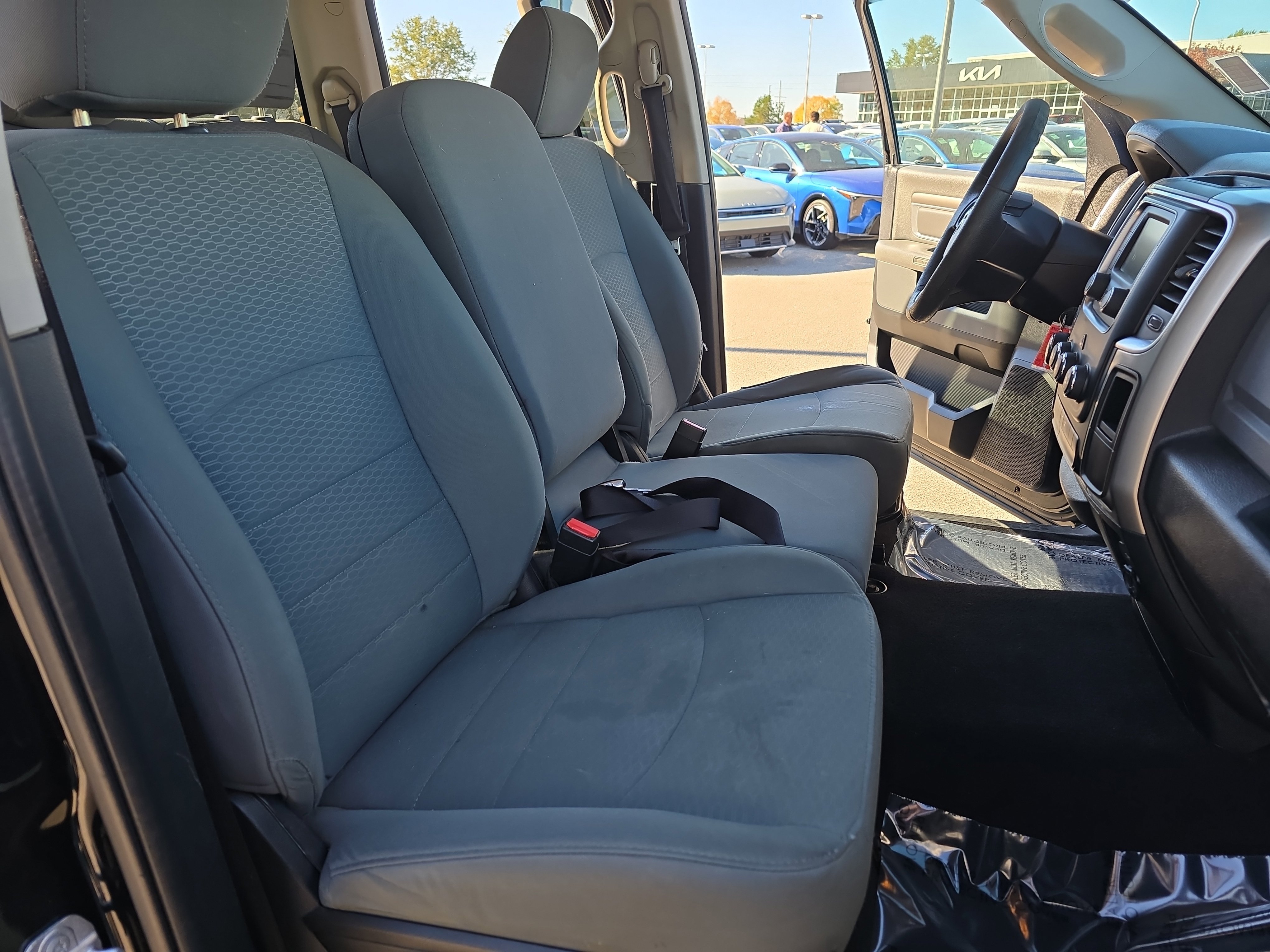 Used 2016 RAM 1500 Classic SLT image 10