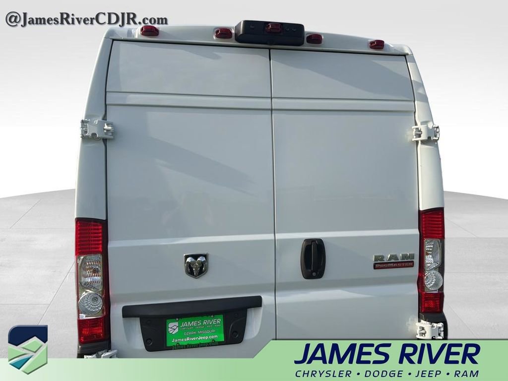 Used 2021 RAM ProMaster 2500 w/ Convenience Group FWD image 6