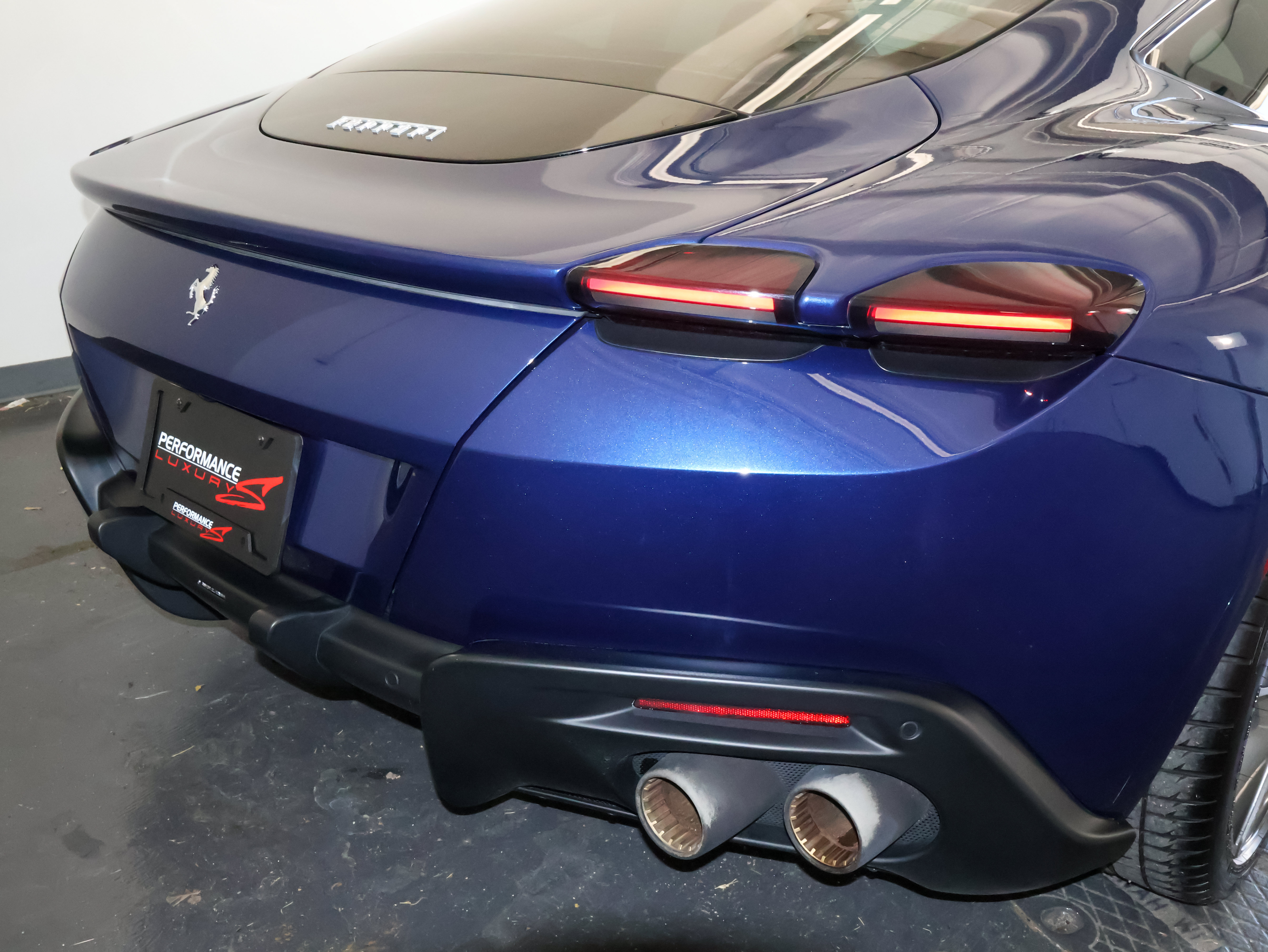 Used 2021 Ferrari Roma RWD image 42