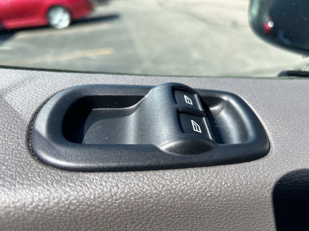 Used 2024 Ford Transit 350 XLT image 20