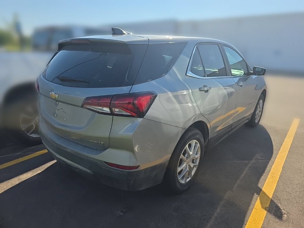Used 2024 Chevrolet Equinox LT AWD/4WD image 4