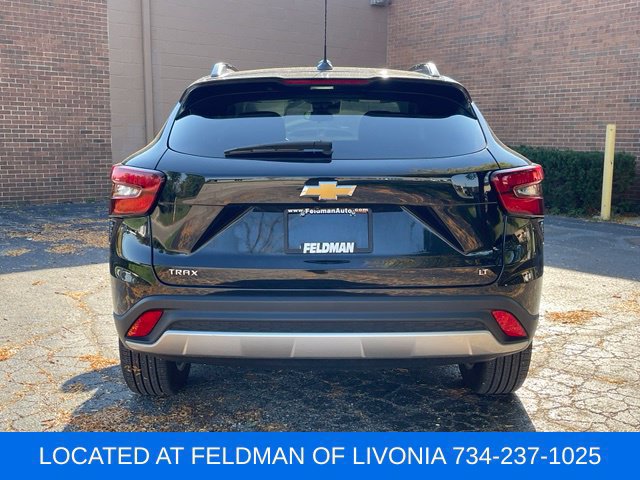 Certified 2024 Chevrolet Trax LT w/ Driver Confidence Package FWD image 4