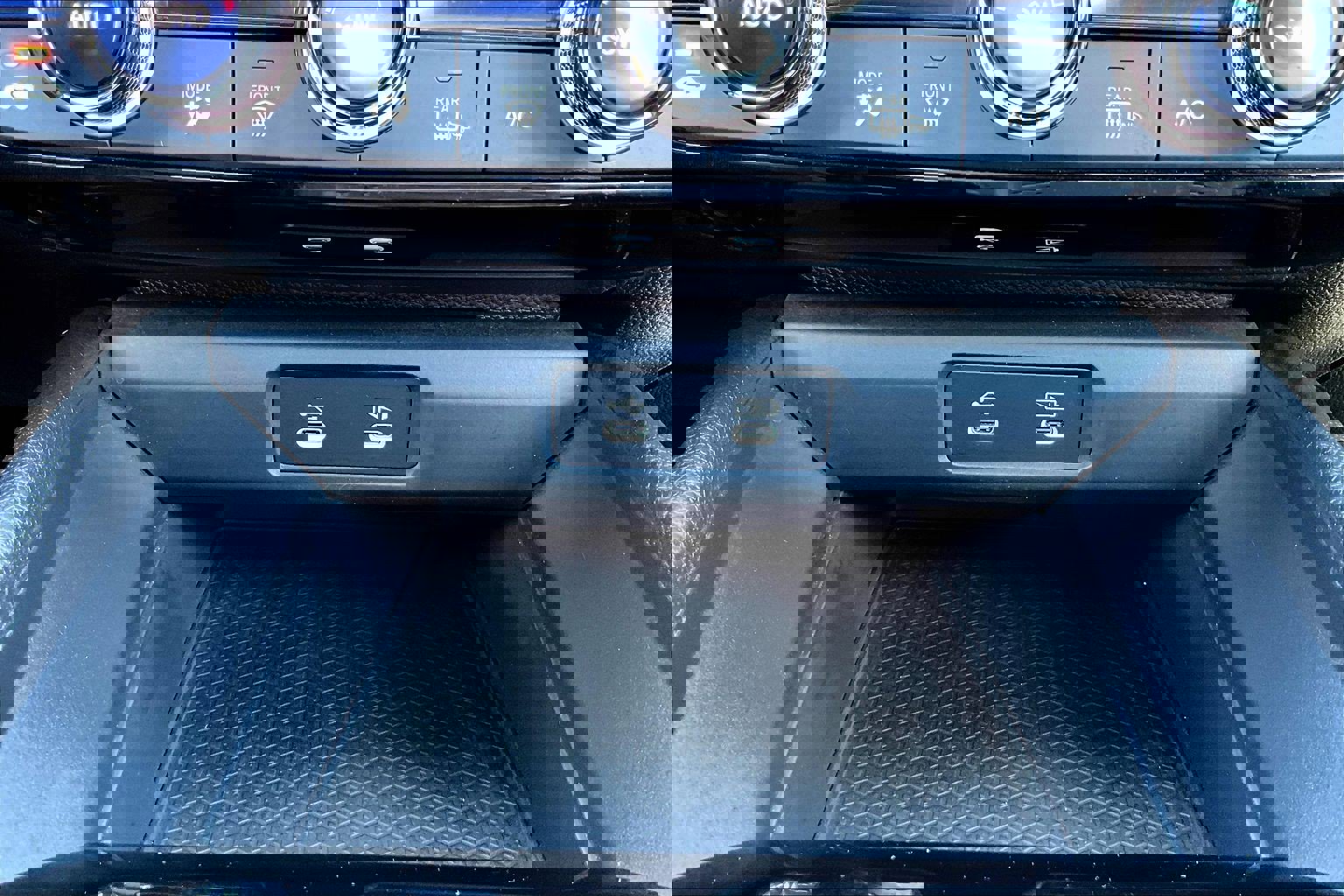 Used 2023 Honda Accord EX-L image 26