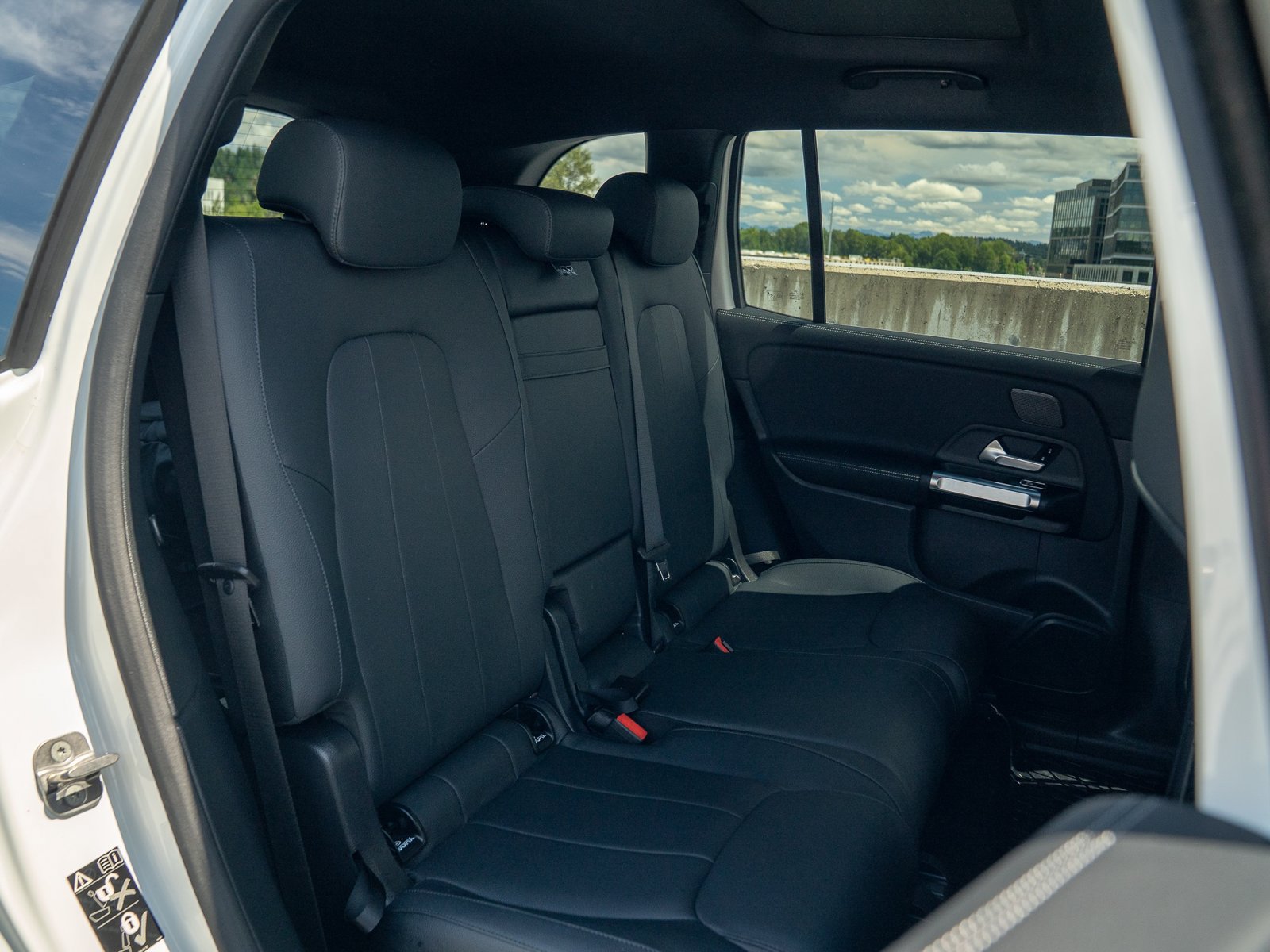 Certified 2024 Mercedes-Benz EQB 250+ image 27