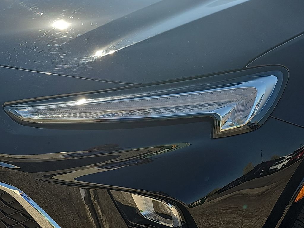 Certified 2024 Buick Encore GX Sport Touring w/ Advanced Technology Package AWD/4WD image 36