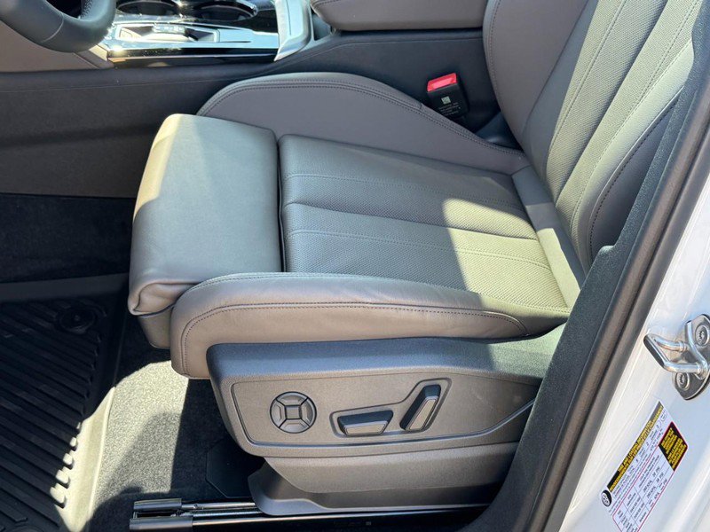 New 2025 Audi Q5 Premium Plus image 17