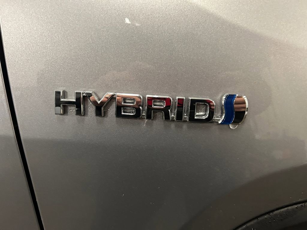 Used 2021 Toyota RAV4 Limited image 17