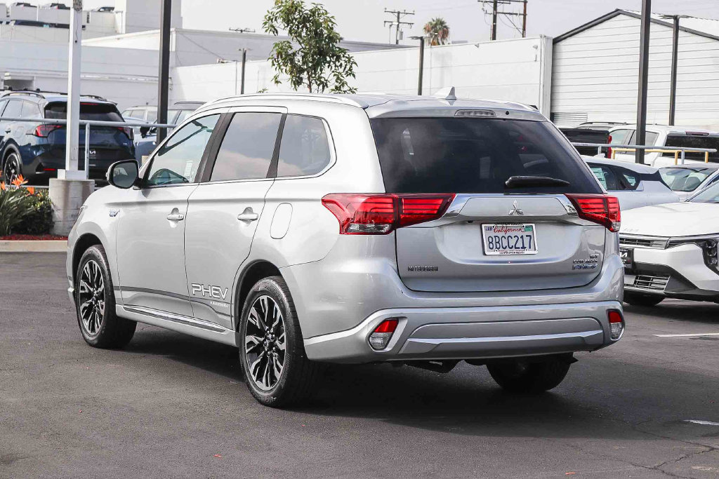 Used 2018 Mitsubishi Outlander GT AWD/4WD image 7