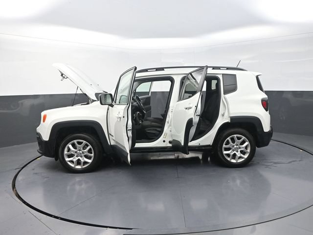 Used 2017 Jeep Renegade Latitude AWD/4WD image 42