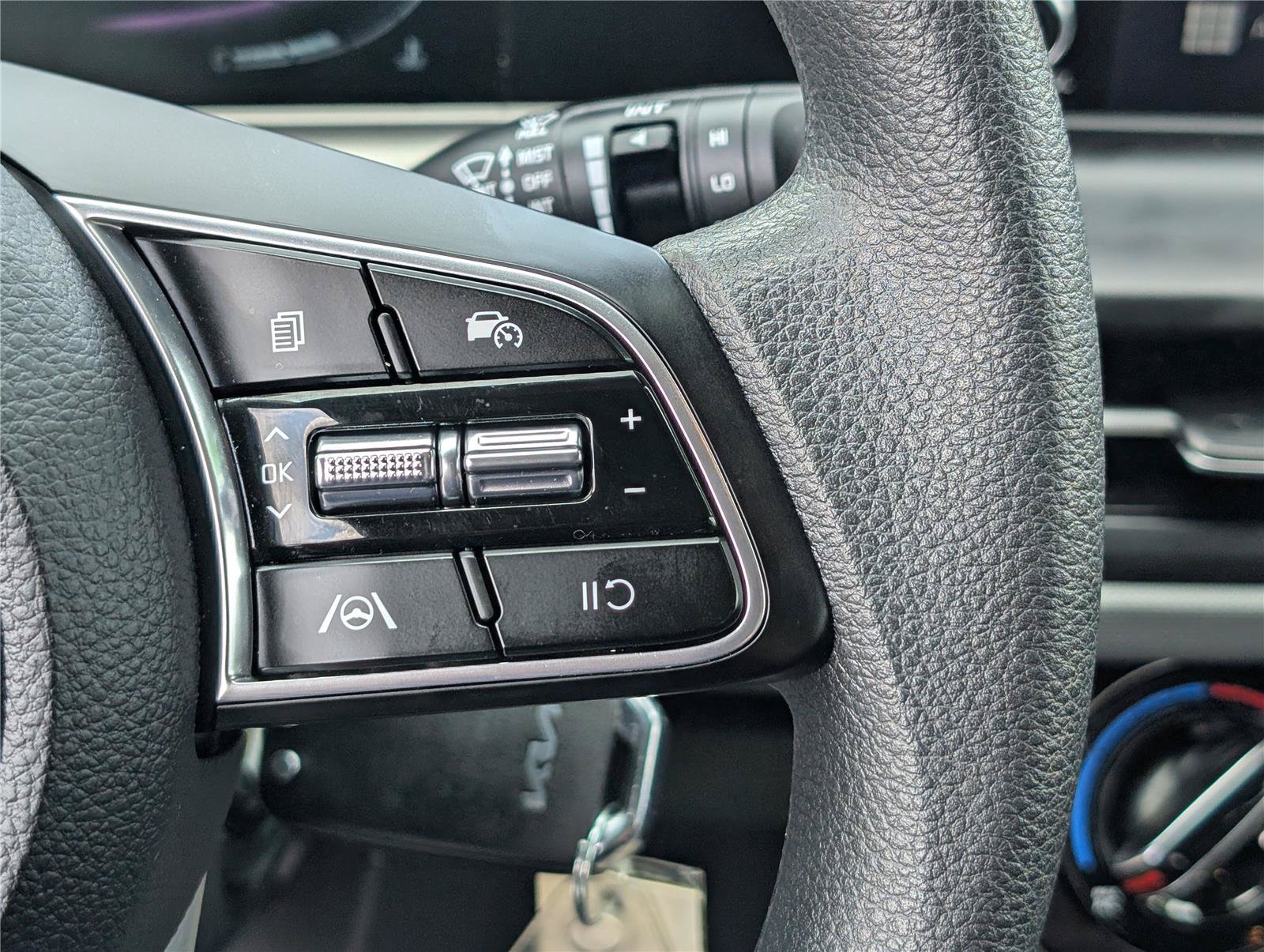 Used 2024 Kia Seltos LX AWD/4WD image 22