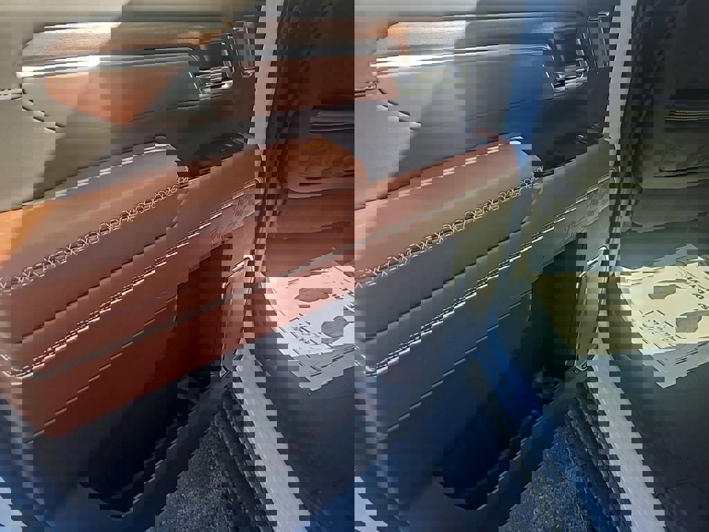 New 2026 GMC Sierra 3500 Denali Ultimate image 18