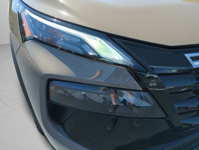 New 2026 Nissan Rogue SV AWD/4WD image 17