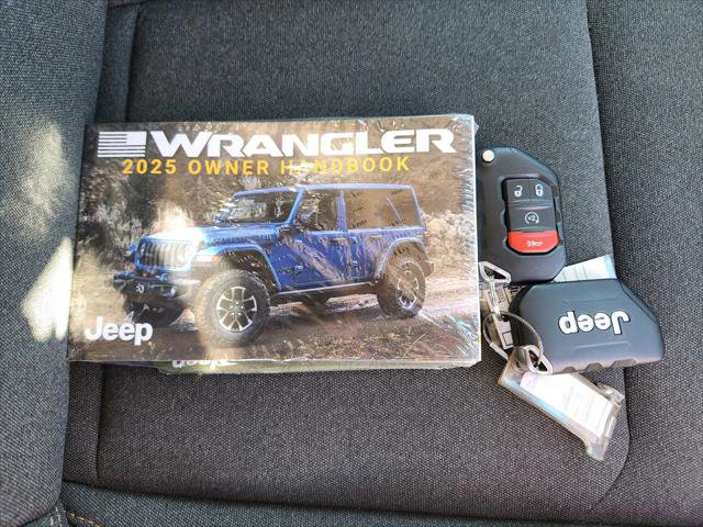 Certified 2025 Jeep Wrangler Sahara image 42