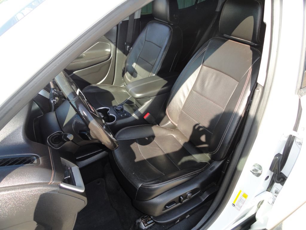 Used 2019 GMC Terrain SLT w/ Preferred Package FWD image 9