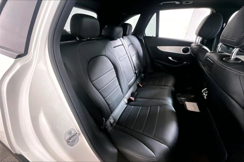 Used 2019 Mercedes-Benz GLC 300 w/ AMG Line image 27