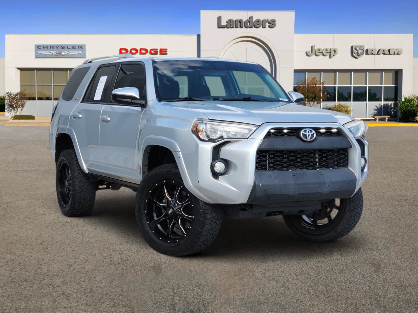 Used 2016 Toyota 4Runner SR5 AWD/4WD image 1