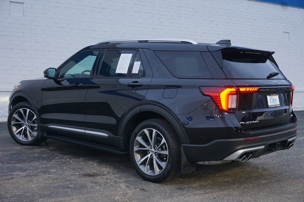 Used 2025 Ford Explorer Platinum w/ Ultimate Package image 8