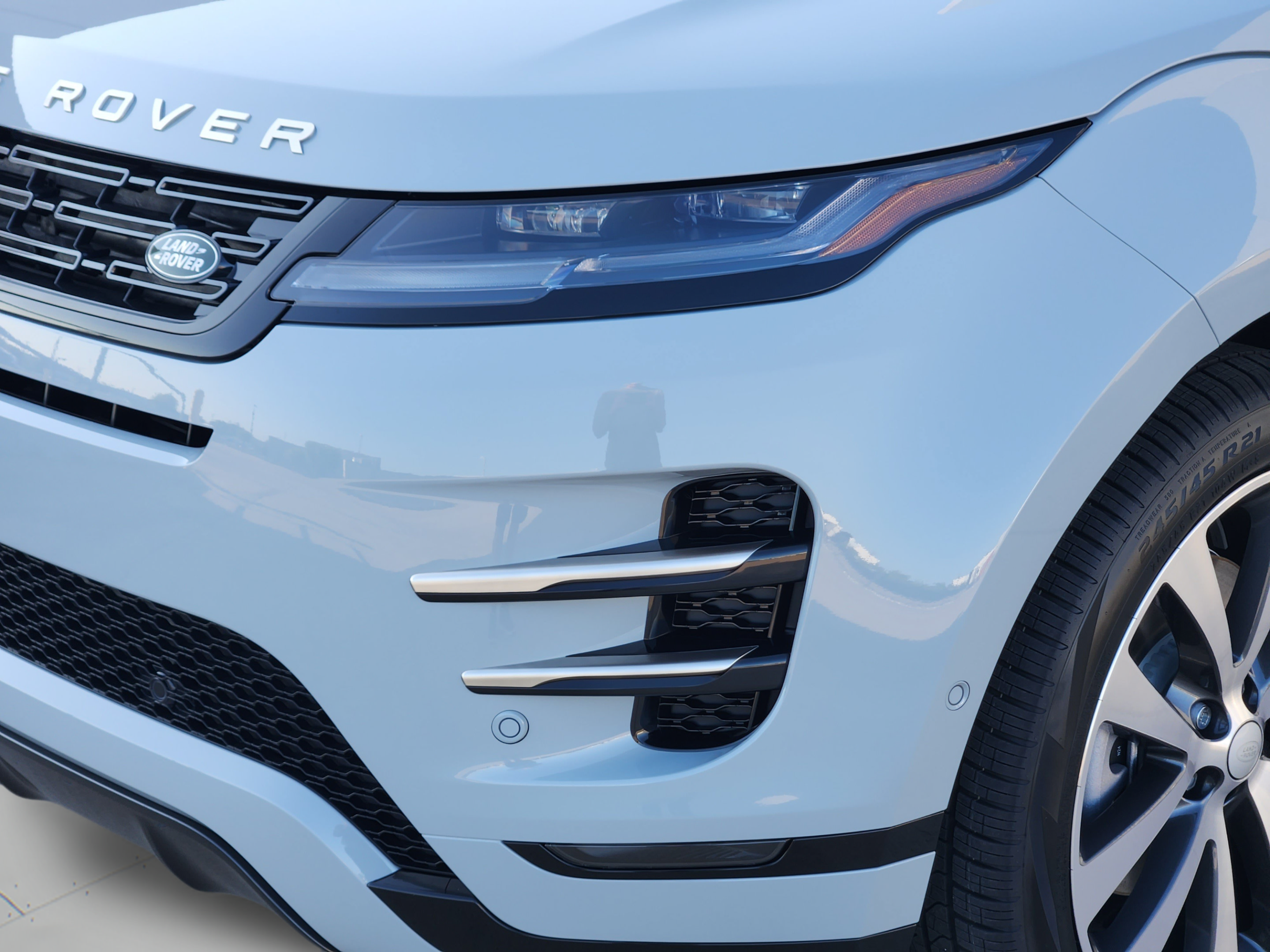 New 2026 Land Rover Range Rover Evoque Hoxton AWD/4WD image 32
