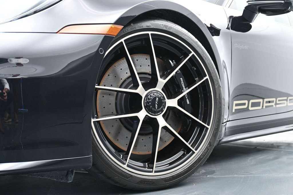 New 2026 Porsche 911 Carrera 4 GTS AWD/4WD image 12