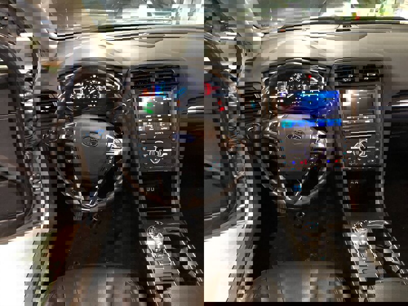 Used 2020 Ford Fusion Titanium image 8