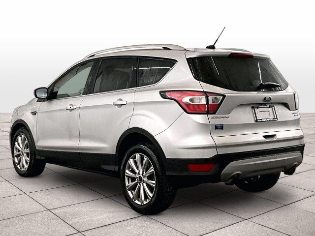 Used 2017 Ford Escape Titanium w/ Equipment Group 301A AWD/4WD image 10