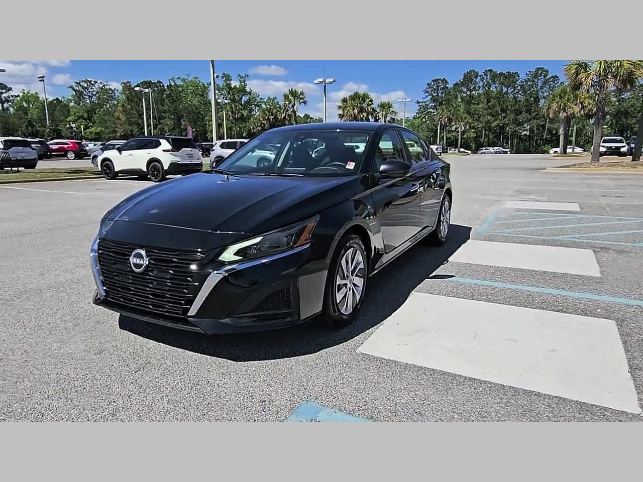 Used 2025 Nissan Altima 2.5 S FWD image 20