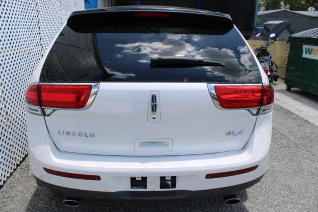 Used 2015 Lincoln MKX FWD w/ Equipment Group 102A image 5
