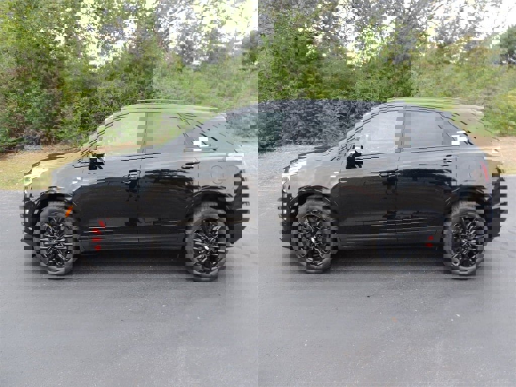 New 2026 Cadillac XT5 Sportv w/ LPO, Onyx Lite Package image 8