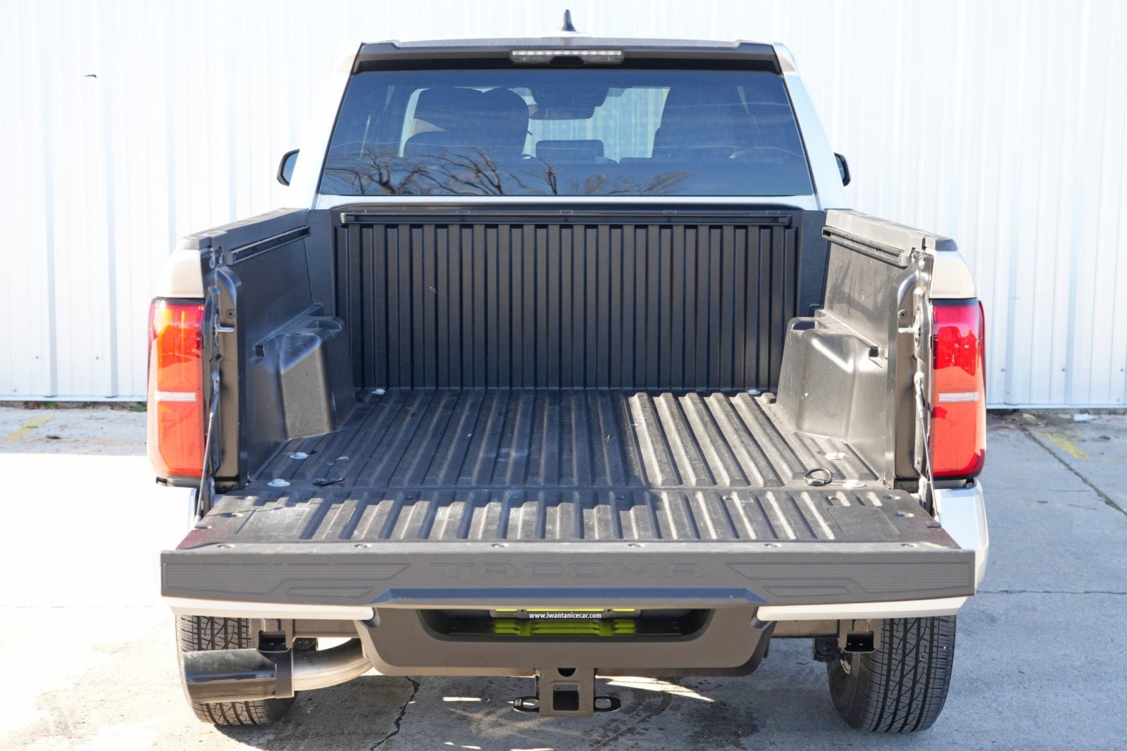 Used 2024 Toyota Tacoma SR5 image 9