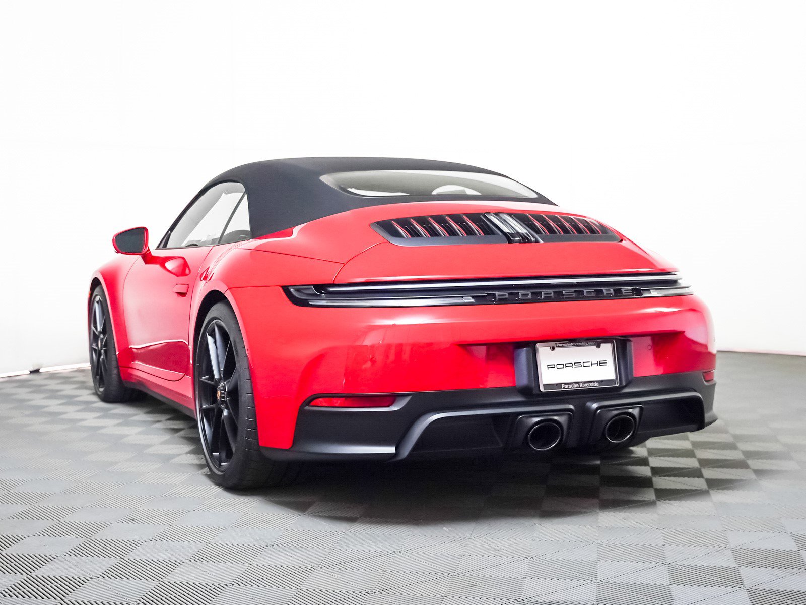 New 2026 Porsche 911 Carrera 4 GTS image 3