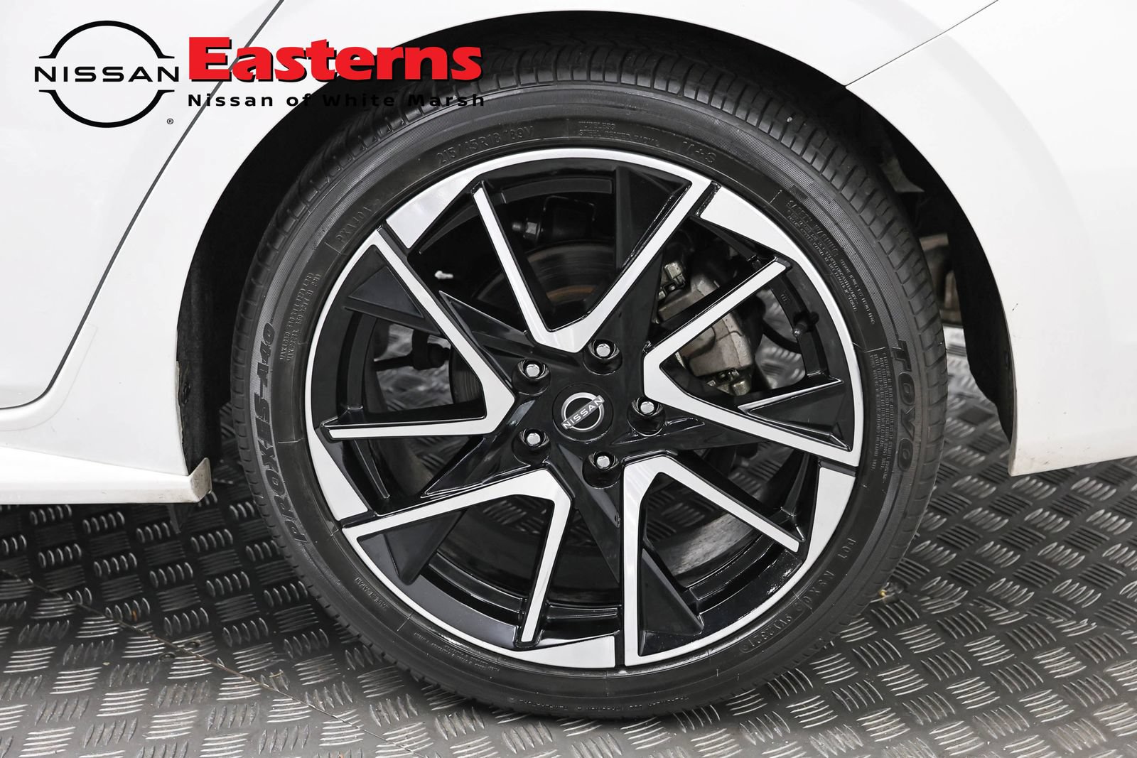 Used 2024 Nissan Sentra SR w/ SR Premium Package FWD image 33