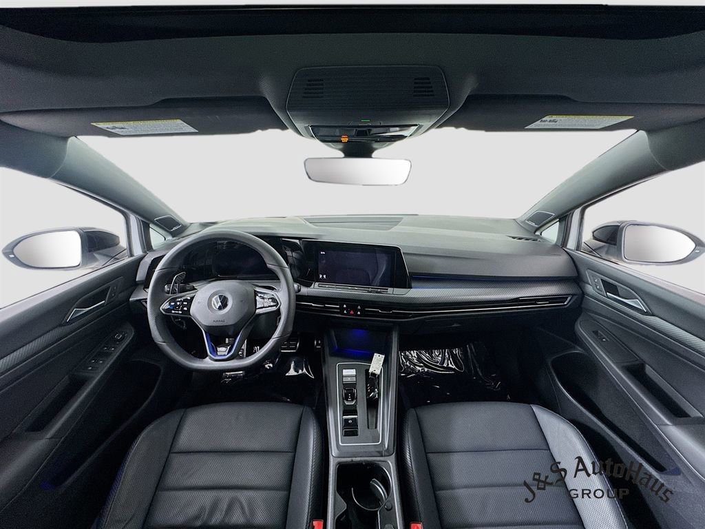 Used 2022 Volkswagen Golf R image 29
