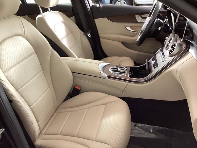 Used 2021 Mercedes-Benz C 300 4MATIC Sedan image 18