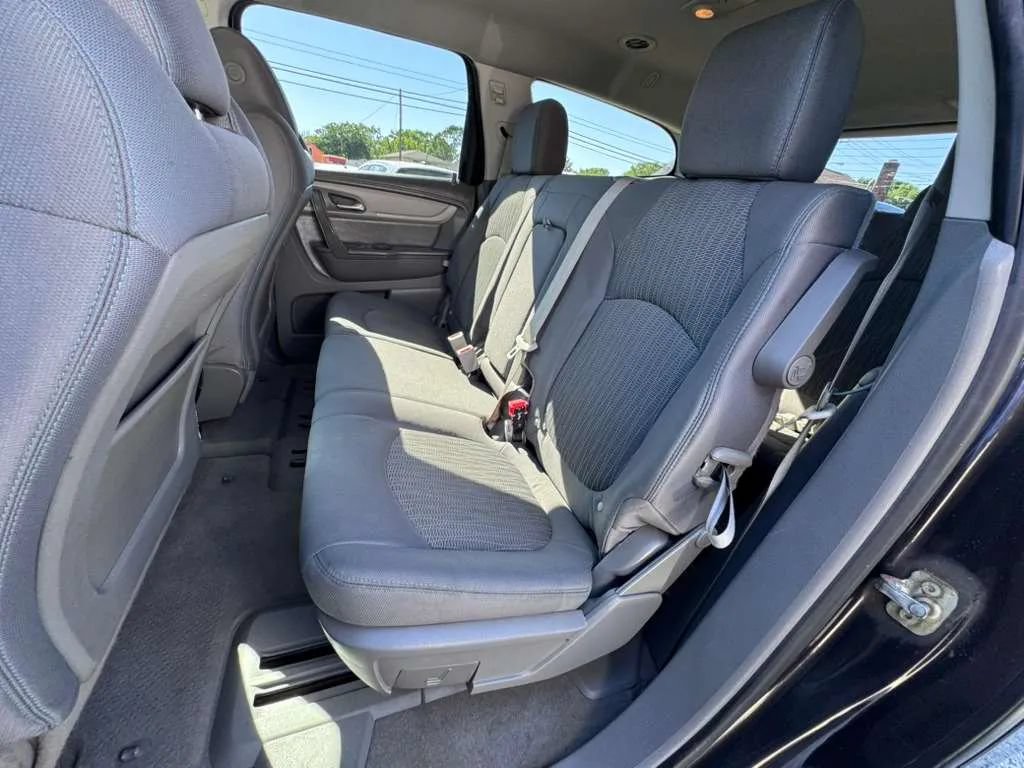 Used 2016 Chevrolet Traverse LS AWD/4WD image 14
