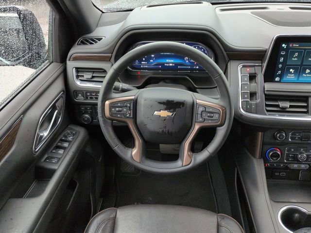 Used 2024 Chevrolet Suburban High Country image 17