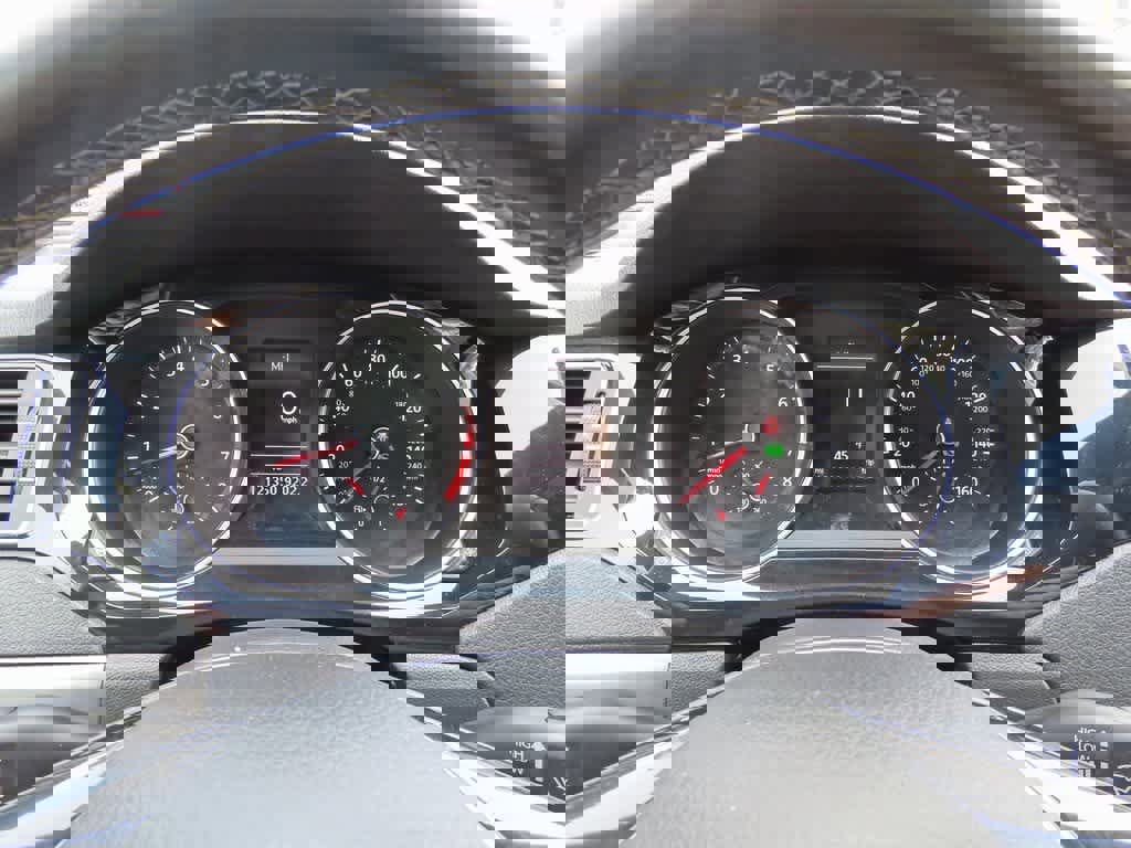 Used 2016 Volkswagen Jetta Sport w/ Lighting Package image 22