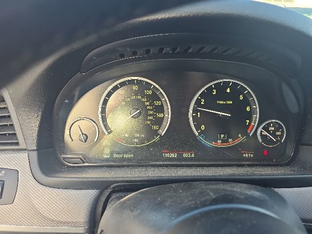 Used 2014 BMW 550i xDrive Sedan AWD/4WD image 11