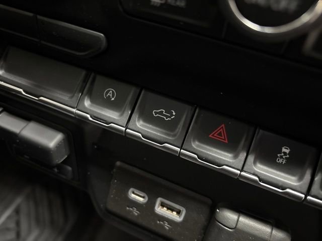 Used 2022 Chevrolet Silverado 1500 RST image 30