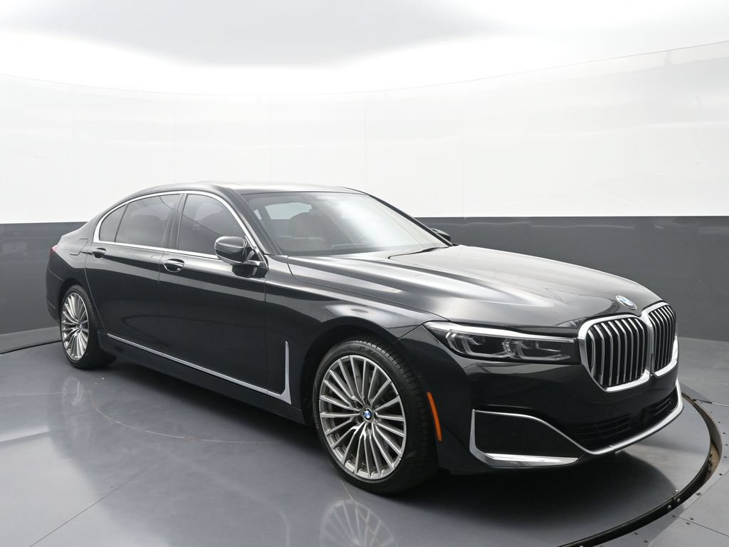 Used 2022 BMW 750i xDrive w/ Autobahn Package AWD/4WD image 3