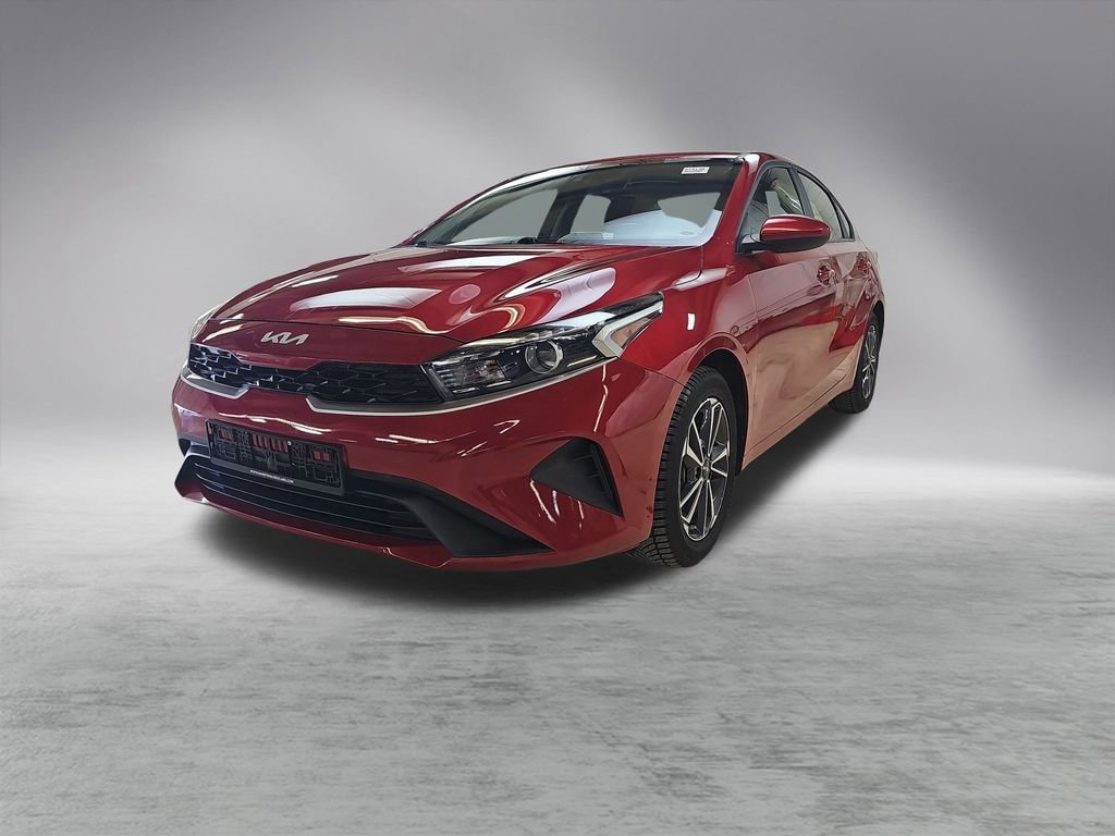 Used 2023 Kia Forte LXS image 7