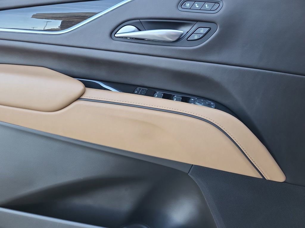 Used 2022 Cadillac Escalade Sport w/ Touring Package image 10