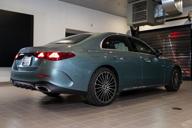 New 2026 Mercedes-Benz E 350 4MATIC Sedan image 6