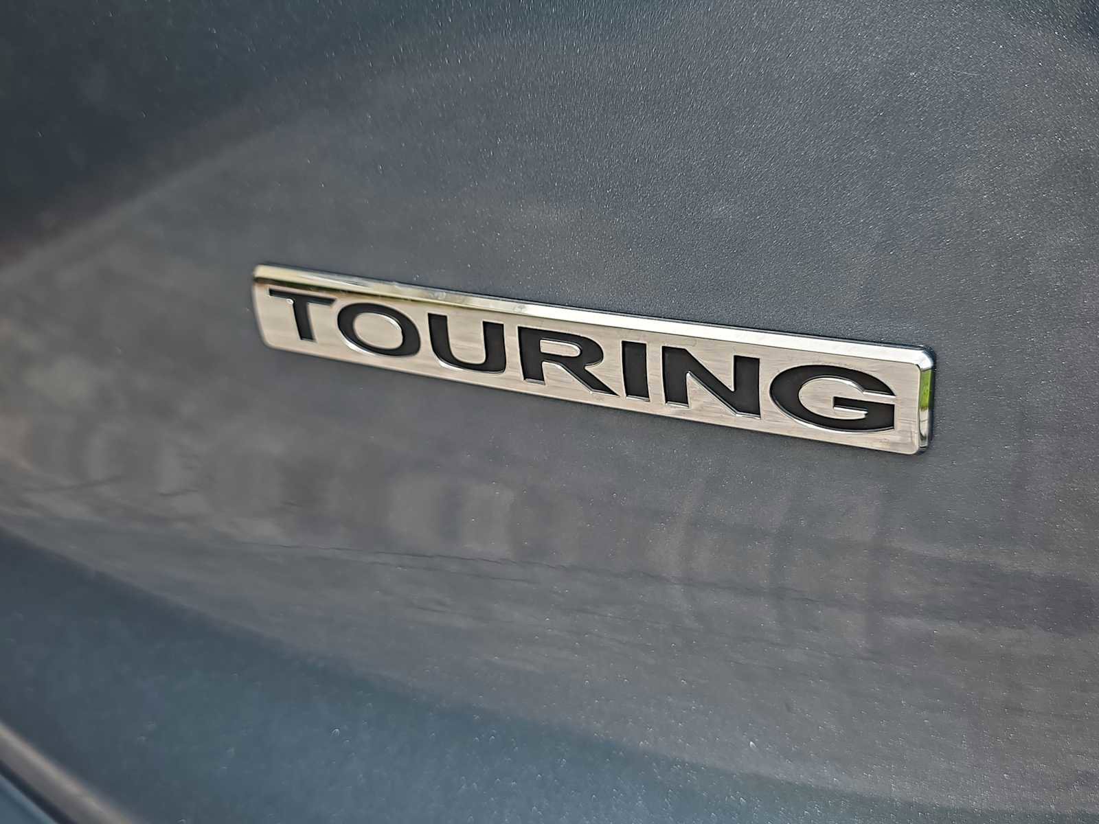 Used 2017 Honda Pilot Touring image 6