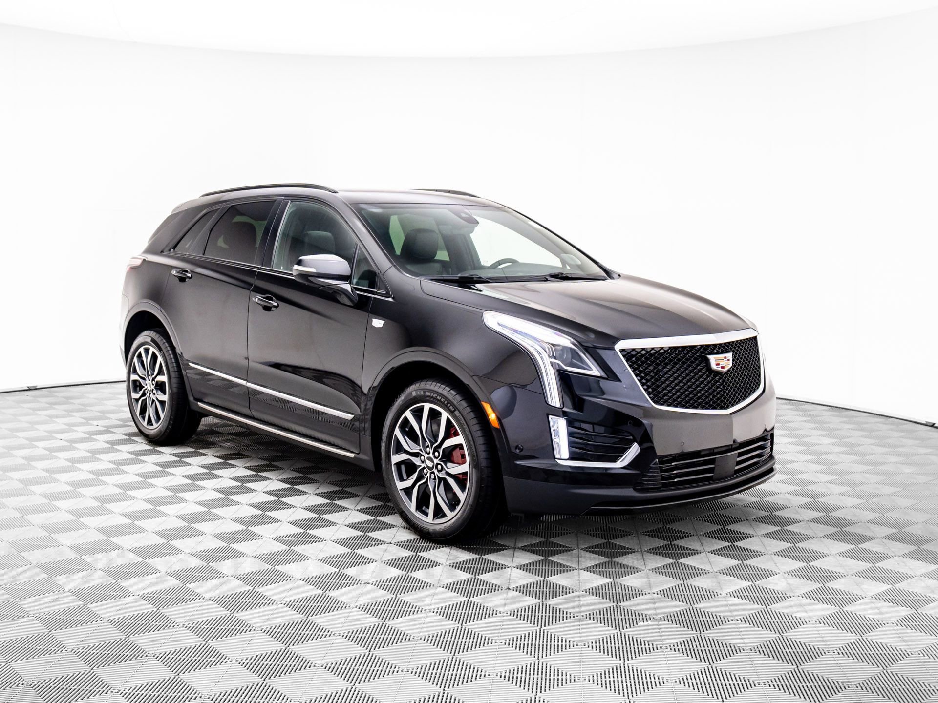 New 2025 Cadillac XT5 Sportv w/ Technology Package image 8