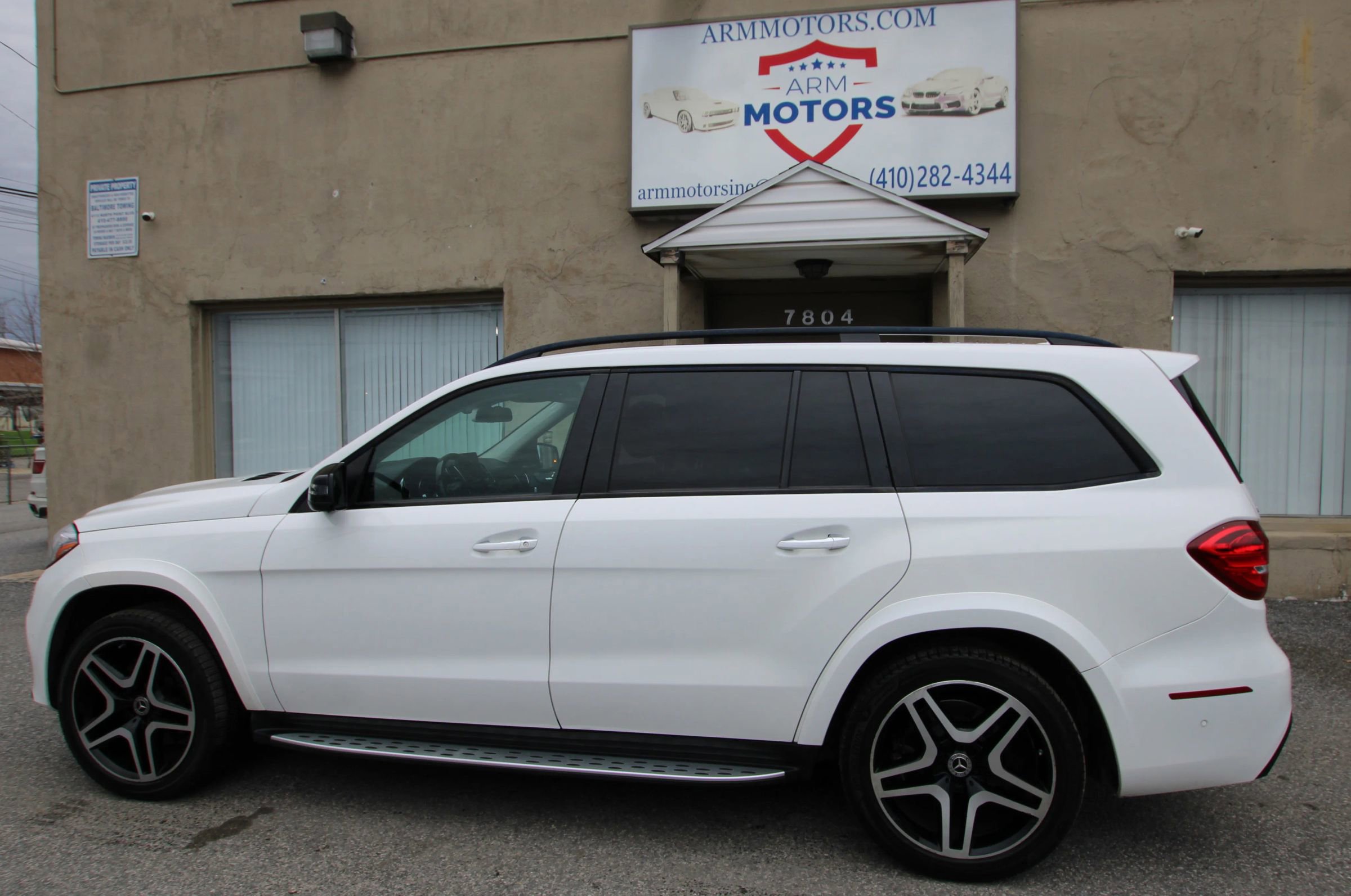 Used 2018 Mercedes-Benz GLS 550 4MATIC w/ Driver Assistance Package image 5