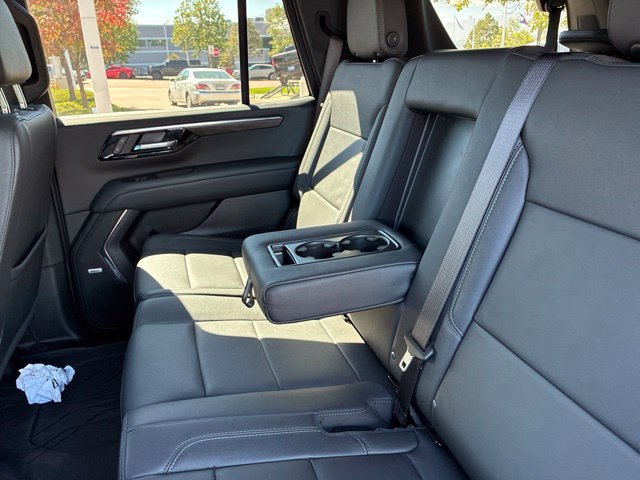 Used 2025 Chevrolet Tahoe LT w/ Comfort Package AWD/4WD image 16